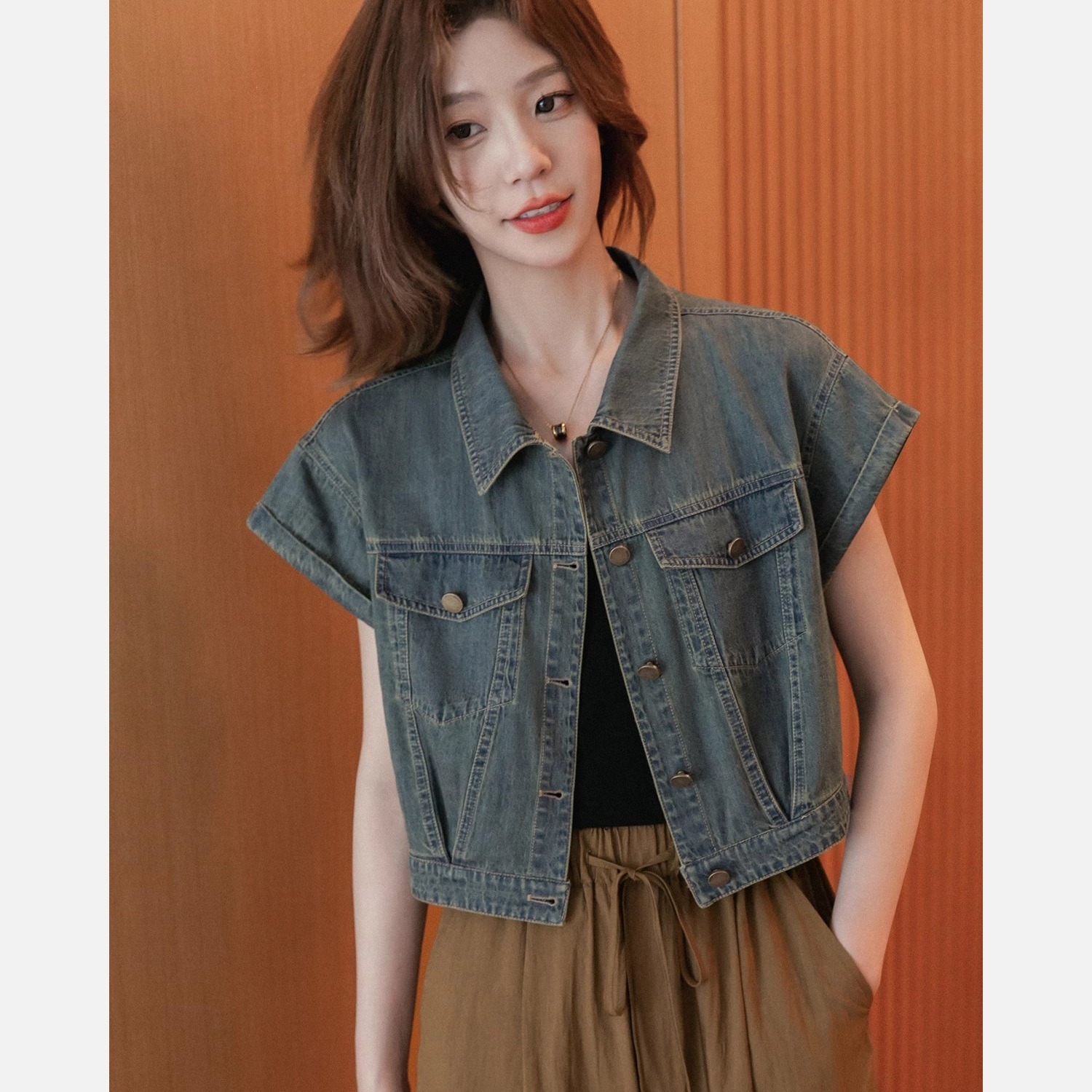 Retro Skin-Friendly Loose Denim Short Sleeve Top - Image 2