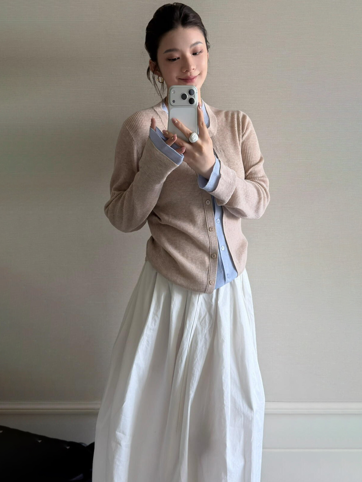 Women's Layered Look Faux Two-Piece Colorblock Wool Knit Cardigan Top - Image 2