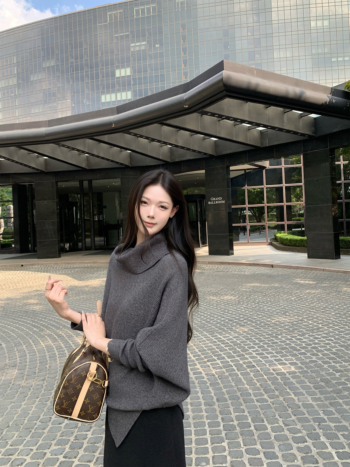 Irregular High Neck Cape Batwing Sleeve Lazy Knit Sweater for Women - Image 4
