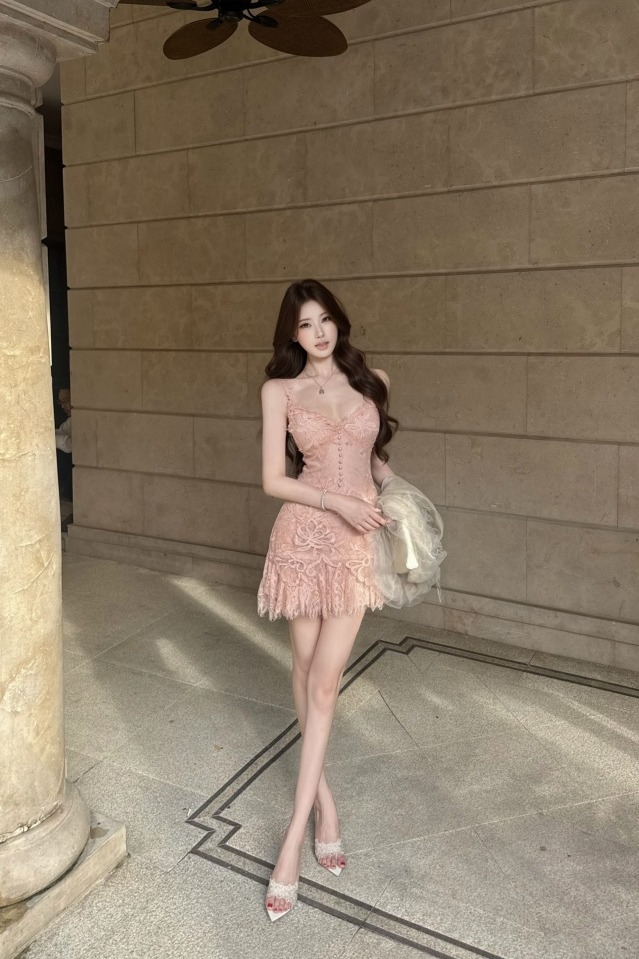 French Style Lace Bodycon Dress Women's Early Autumn Sleeveless A-Line Dress - Image 5